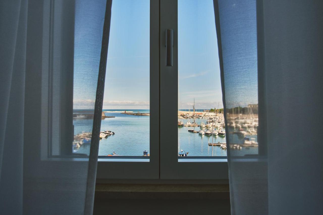 Miche Luxury Home - Appartamento Vista Mare A Trani Exterior photo